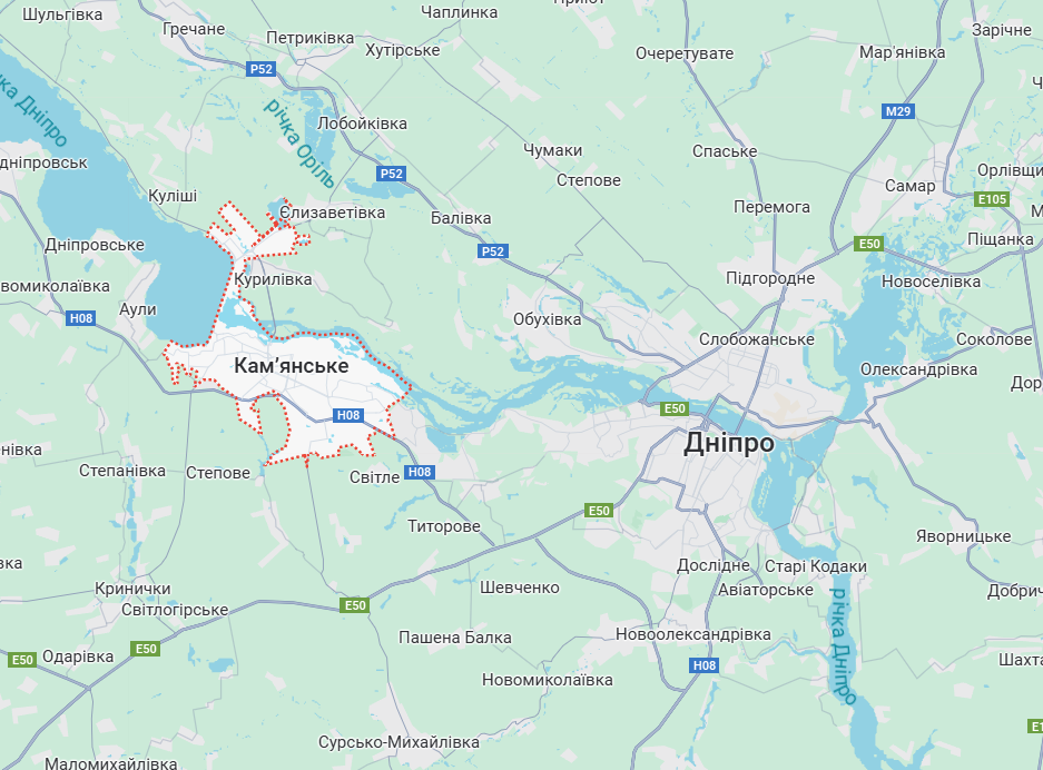 Горят квартиры, ребенок среди пострадавших: враг ударил по многоэтажке в Каменском